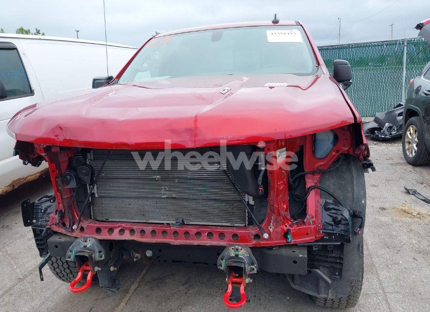 Photo 13 of 2021 Chevrolet Silverado 1500 4WD SHORT BED LT TRAIL BOSS (VIN 1GCPYFEL7MZ168474)