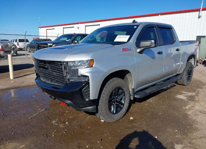 Photo 2 of 2021 Chevrolet Silverado 1500 4WD SHORT BED LT TRAIL BOSS (VIN 1GCPYFEL9MZ207839)