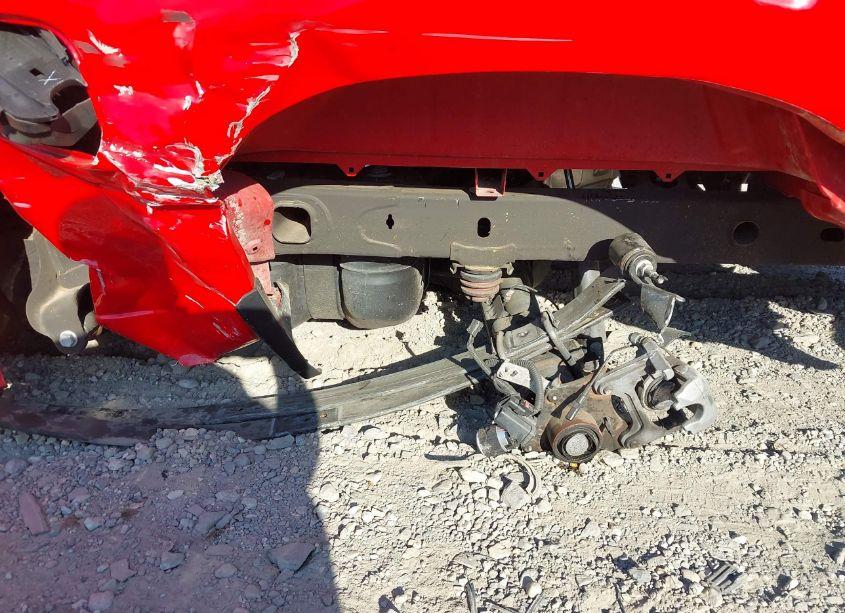 Photo 6 of 2021 Chevrolet Silverado 1500 4WD SHORT BED LT WITH 2FL (VIN 1GCPYJEK6MZ435422)