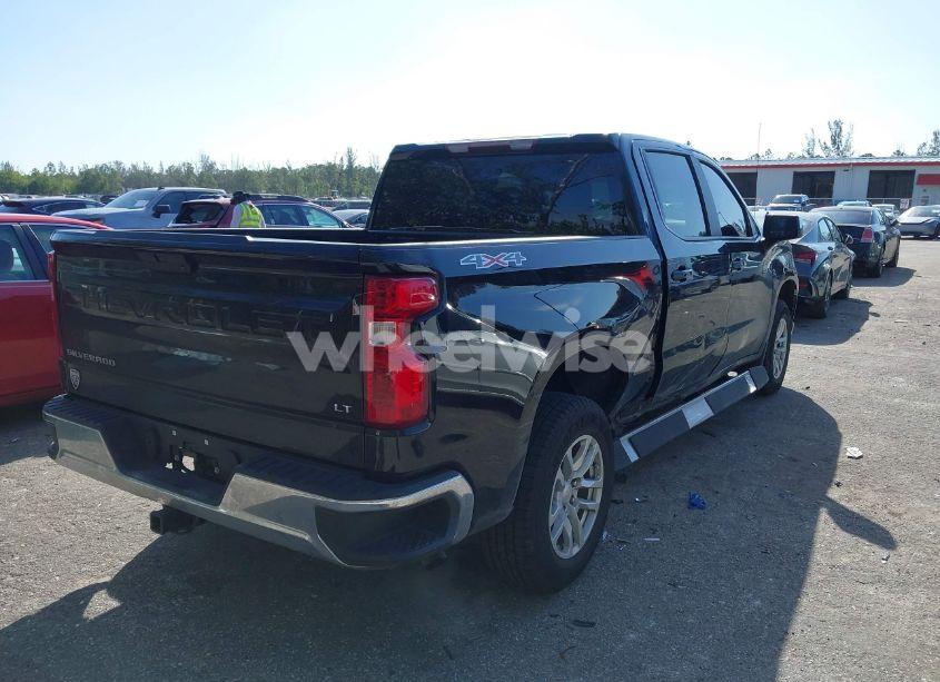 Photo 12 of 2021 Chevrolet Silverado 1500 4WD SHORT BED LT WITH 2FL (VIN 1GCPYJEKXMZ389271)