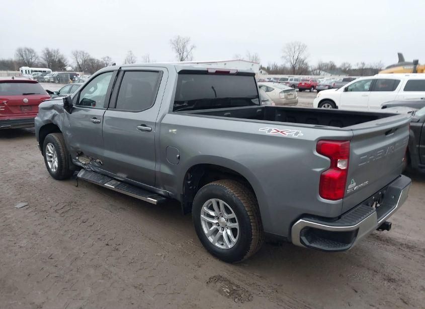 Photo 3 of 2021 Chevrolet Silverado 1500 4WD SHORT BED LT WITH 2FL (VIN 1GCPYJEKXMZ447718)