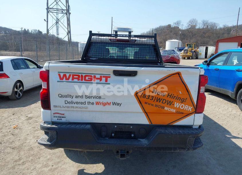 Photo 16 of 2022 Chevrolet Silverado 1500 2WD DOUBLE CAB STANDARD BED WT (VIN 1GCRAAEK0NZ528967)