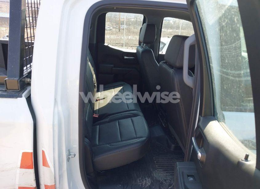 Photo 8 of 2022 Chevrolet Silverado 1500 2WD DOUBLE CAB STANDARD BED WT (VIN 1GCRAAEK0NZ528967)
