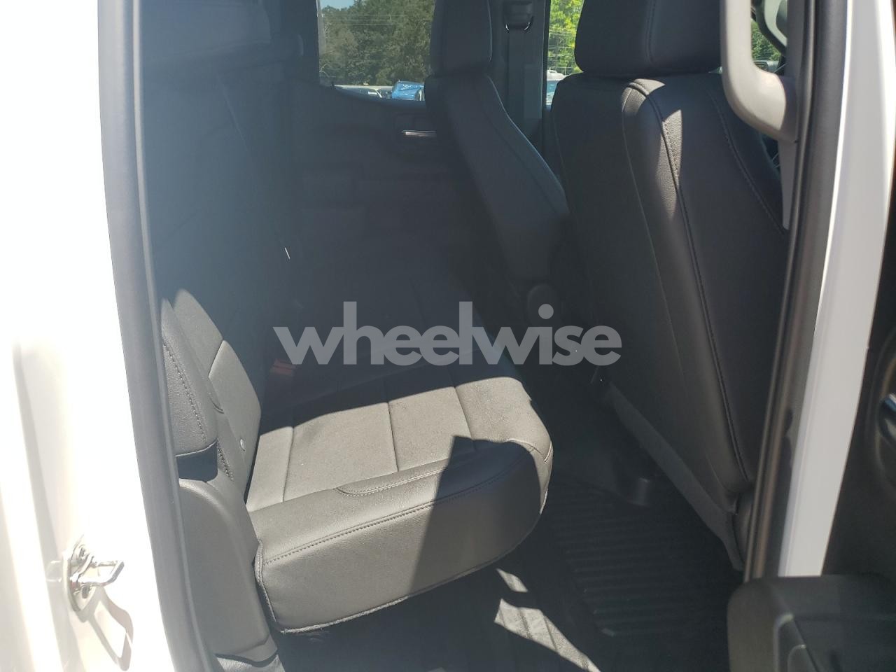 Photo 10 of 2025 CHEVROLET SILVERADO C1500 (VIN 1GCRAAEK7SZ287629)