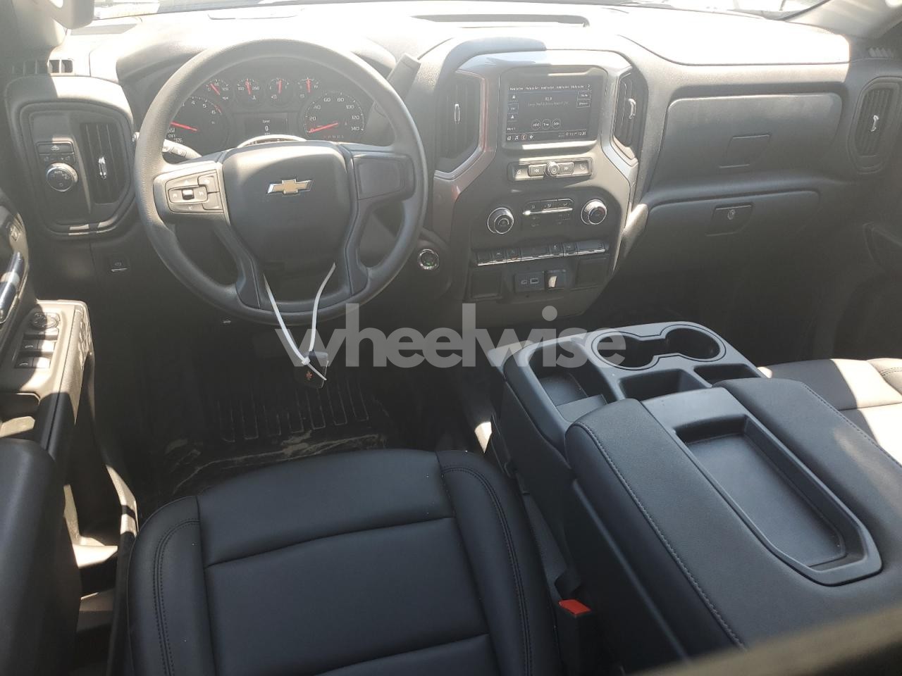 Photo 8 of 2025 CHEVROLET SILVERADO C1500 (VIN 1GCRAAEK7SZ287629)