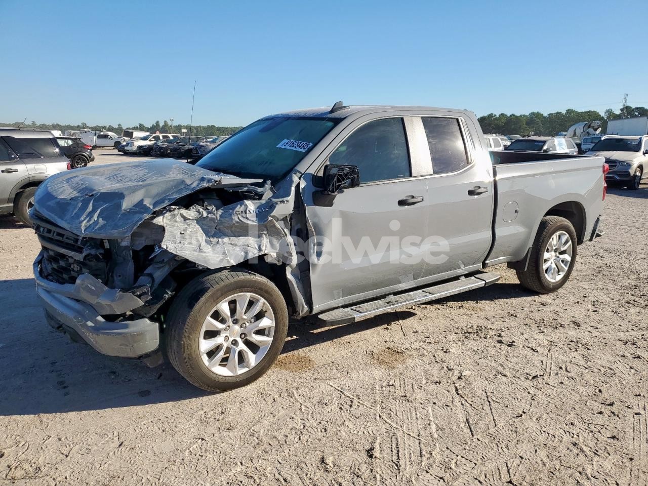 2025 CHEVROLET SILVERADO C1500 CUSTOM (VIN 1GCRABEK0SZ251397) main photo