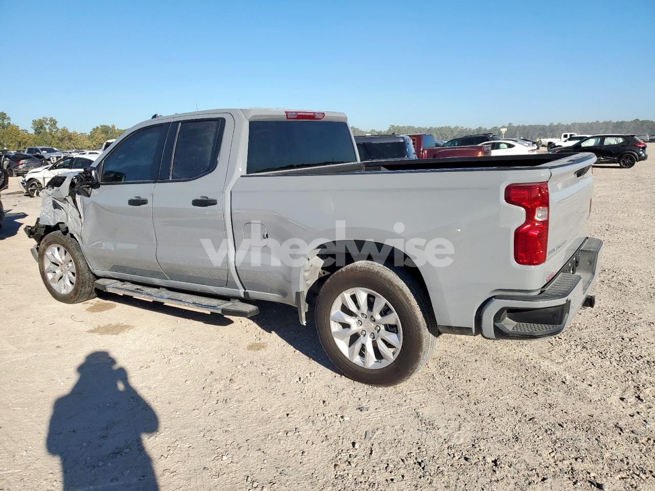 Photo 2 of 2025 CHEVROLET SILVERADO C1500 CUSTOM (VIN 1GCRABEK0SZ251397)
