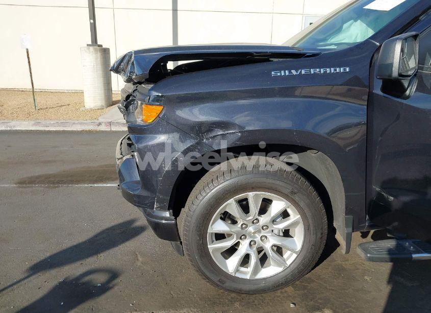 Photo 12 of 2023 Chevrolet Silverado 1500 2WD DOUBLE CAB STANDARD BED CUSTOM (VIN 1GCRABEK4PZ256528)