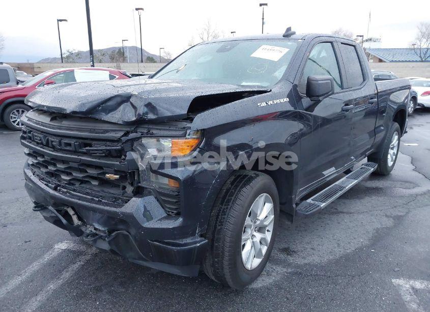Photo 2 of 2023 Chevrolet Silverado 1500 2WD DOUBLE CAB STANDARD BED CUSTOM (VIN 1GCRABEK4PZ256528)