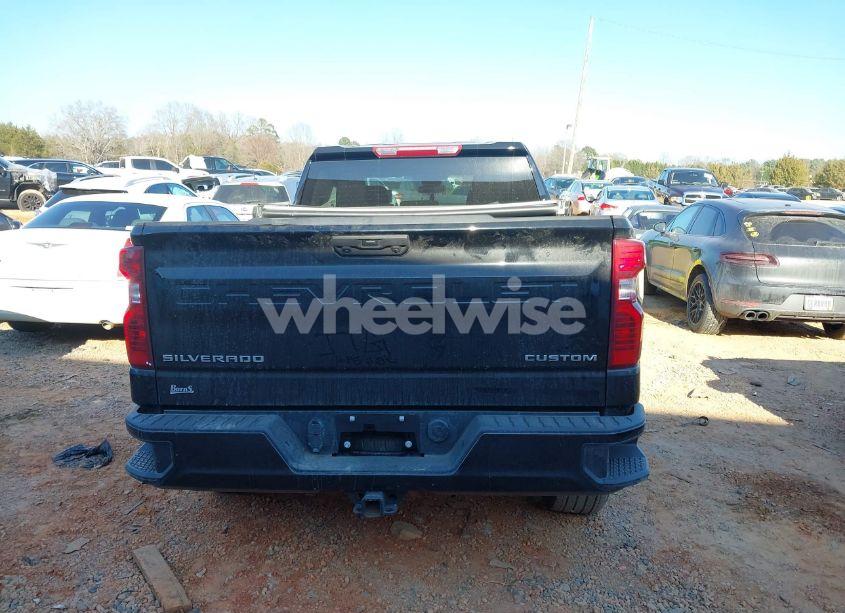 Photo 16 of 2022 Chevrolet Silverado 1500 2WD DOUBLE CAB STANDARD BED CUSTOM (VIN 1GCRABEK5NZ640511)