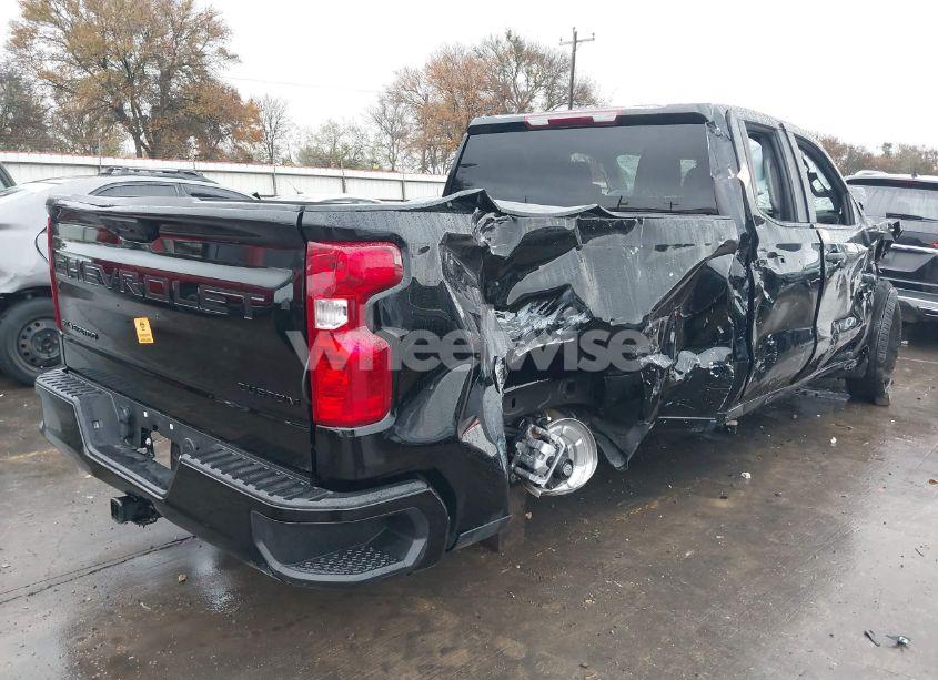 Photo 4 of 2025 Chevrolet Silverado 1500 2WD STANDARD BED CUSTOM (VIN 1GCRABEK6SZ117431)