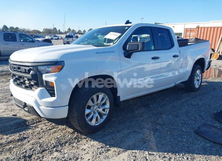 Photo 2 of 2023 Chevrolet Silverado 1500 2WD DOUBLE CAB STANDARD BED CUSTOM (VIN 1GCRABEK7PZ262632)