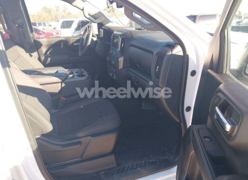 Photo 5 of 2023 Chevrolet Silverado 1500 2WD DOUBLE CAB STANDARD BED CUSTOM (VIN 1GCRABEK7PZ262632)