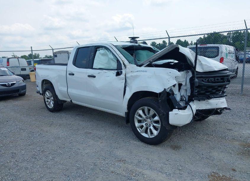 2024 Chevrolet Silverado 1500 2WD DOUBLE CAB STANDARD BED CUSTOM (VIN 1GCRABEK8RZ138033) main photo