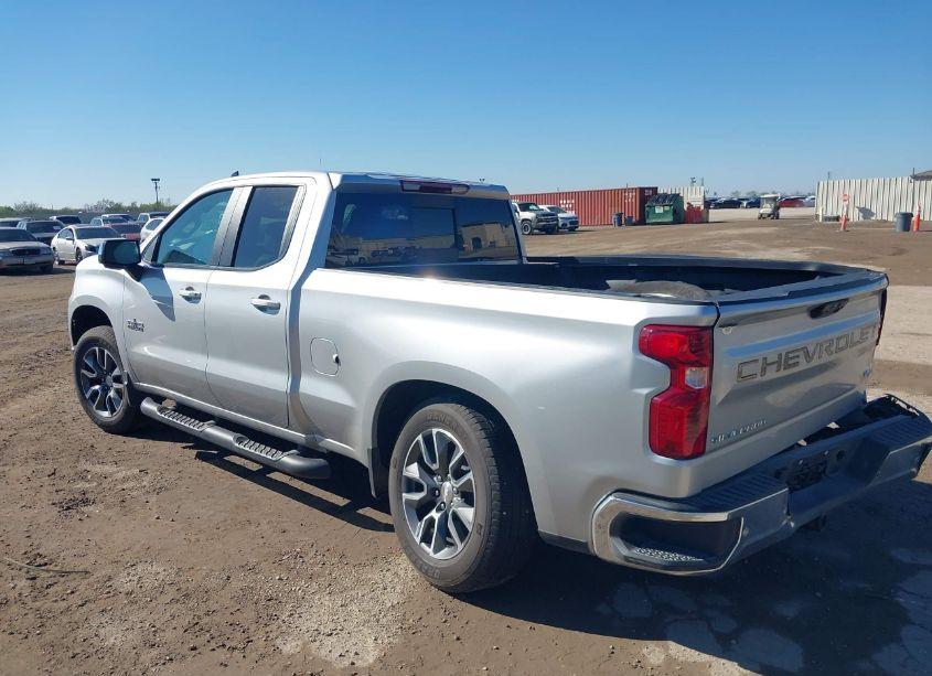 Photo 3 of 2022 Chevrolet Silverado 1500 2WD STANDARD BED LT (VIN 1GCRACEDXNZ565120)