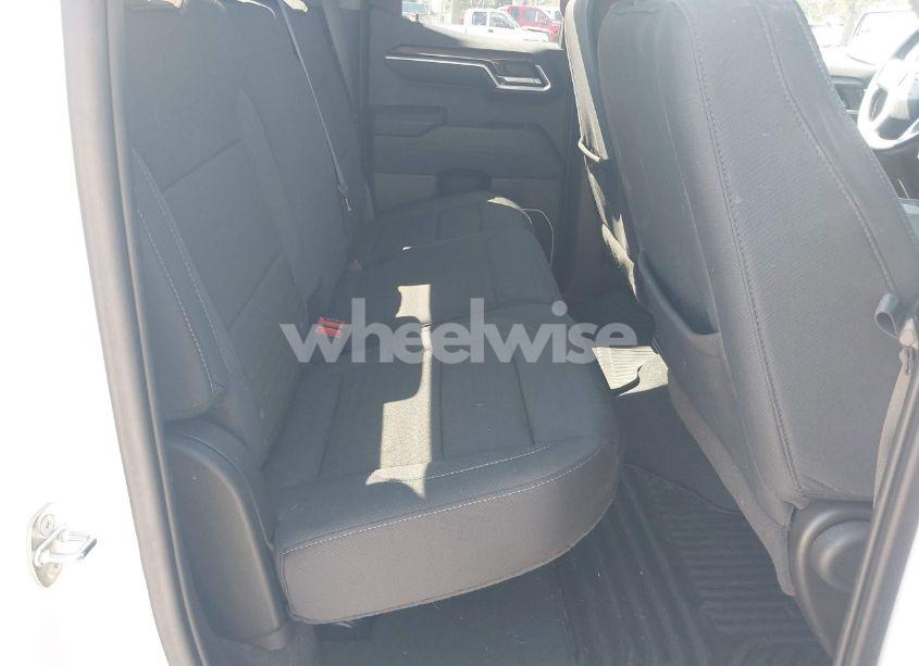 Photo 8 of 2023 Chevrolet Silverado 1500 2WD DOUBLE CAB STANDARD BED LT (VIN 1GCRACEK4PZ206542)