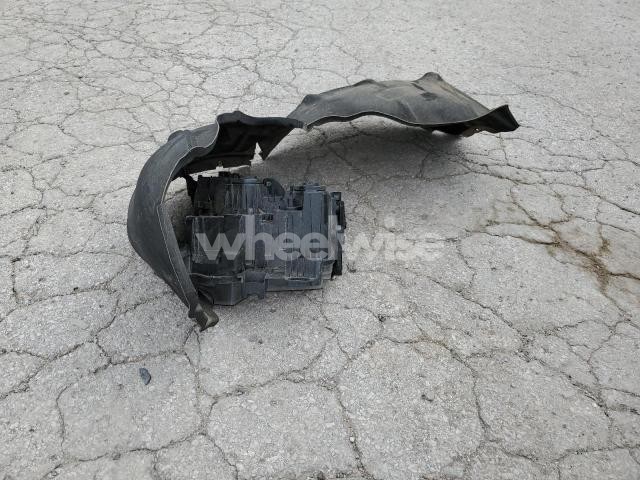 Photo 5 of 2023 CHEVROLET SILVERADO C1500 CUSTOM (VIN 1GCRACEK7PZ249630)