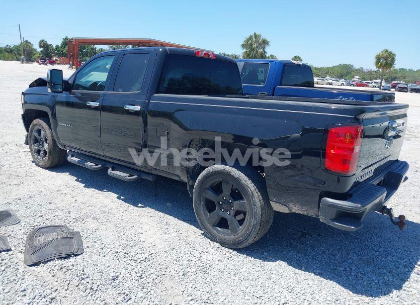 Photo 3 of 2017 Chevrolet Silverado 1500 WT (VIN 1GCRCNEC1HZ337363)