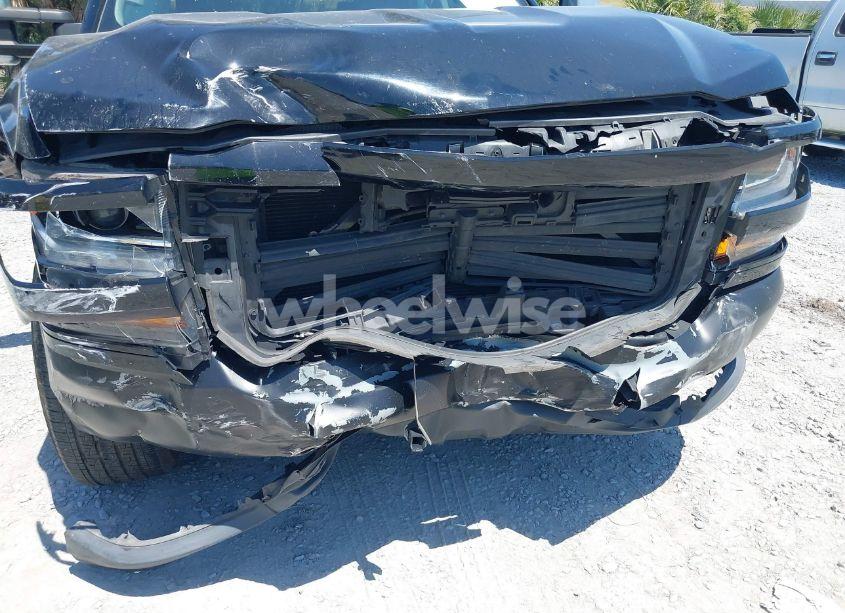 Photo 6 of 2017 Chevrolet Silverado 1500 WT (VIN 1GCRCNEC1HZ337363)