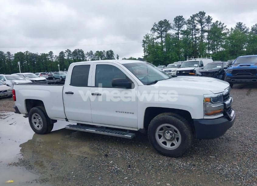 Photo 13 of 2017 Chevrolet Silverado 1500 WT (VIN 1GCRCNEC2HZ182824)