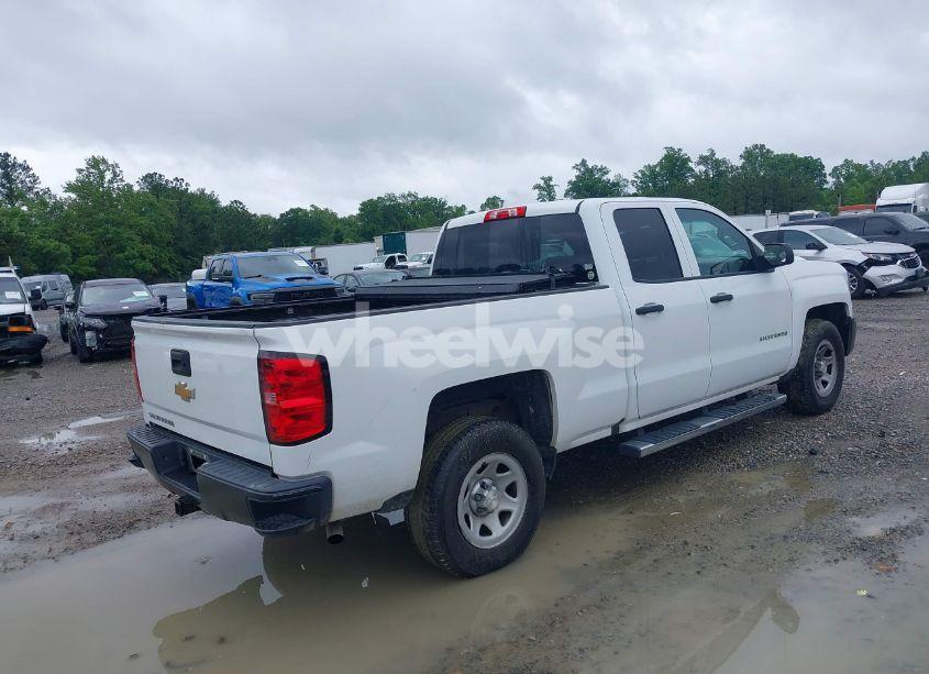 Photo 4 of 2017 Chevrolet Silverado 1500 WT (VIN 1GCRCNEC2HZ182824)