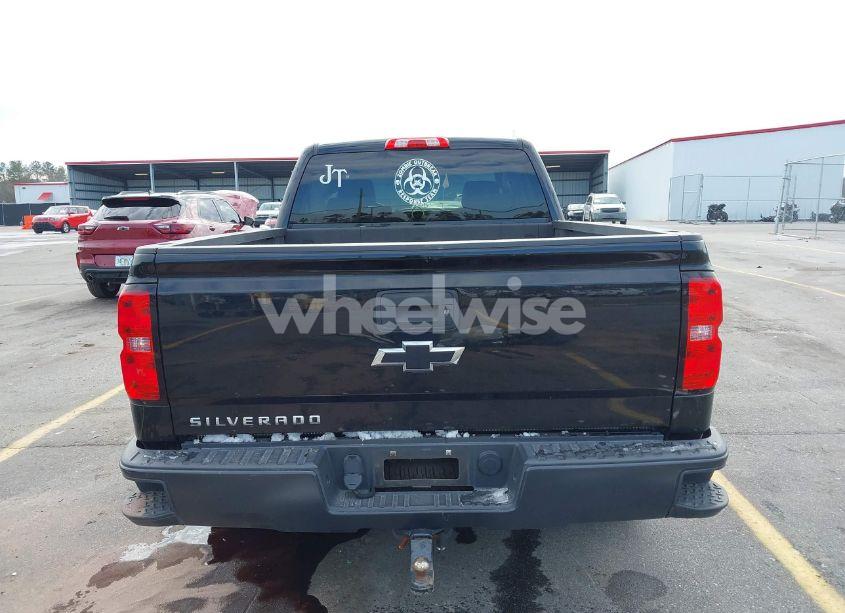 Photo 16 of 2018 Chevrolet Silverado 1500 WT (VIN 1GCRCNEC2JZ130972)