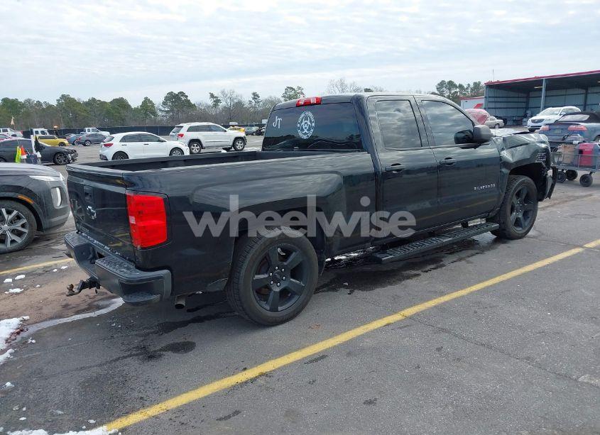 Photo 4 of 2018 Chevrolet Silverado 1500 WT (VIN 1GCRCNEC2JZ130972)