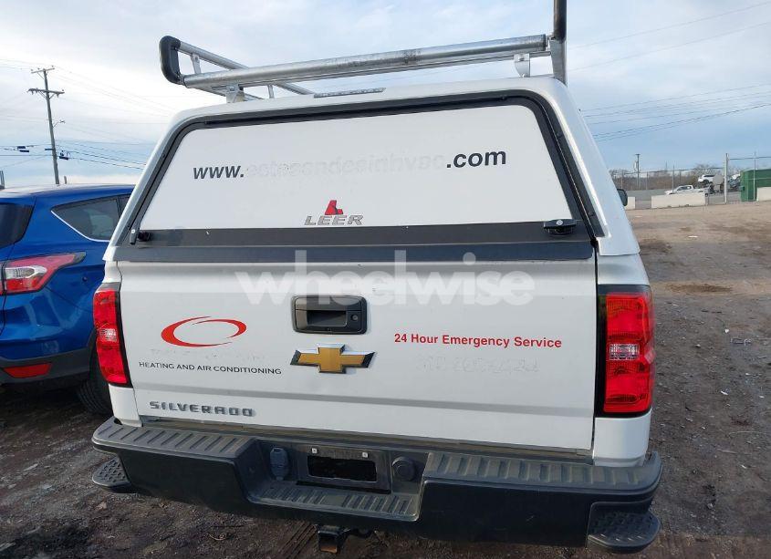 Photo 16 of 2018 Chevrolet Silverado 1500 WT (VIN 1GCRCNEC2JZ305026)