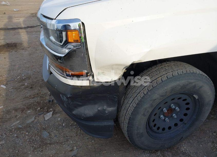 Photo 17 of 2018 Chevrolet Silverado 1500 WT (VIN 1GCRCNEC2JZ305026)