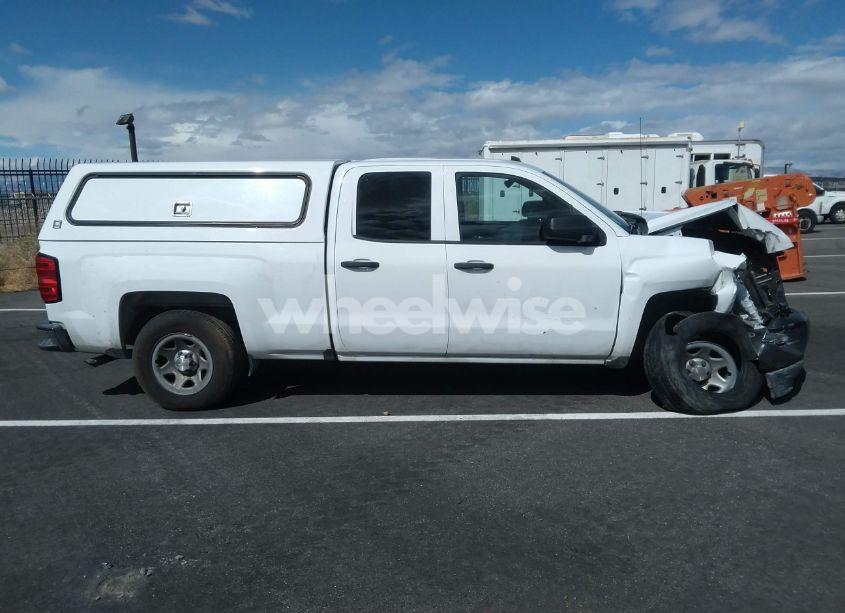 Photo 13 of 2018 Chevrolet Silverado 1500 WT (VIN 1GCRCNEC4JZ250904)