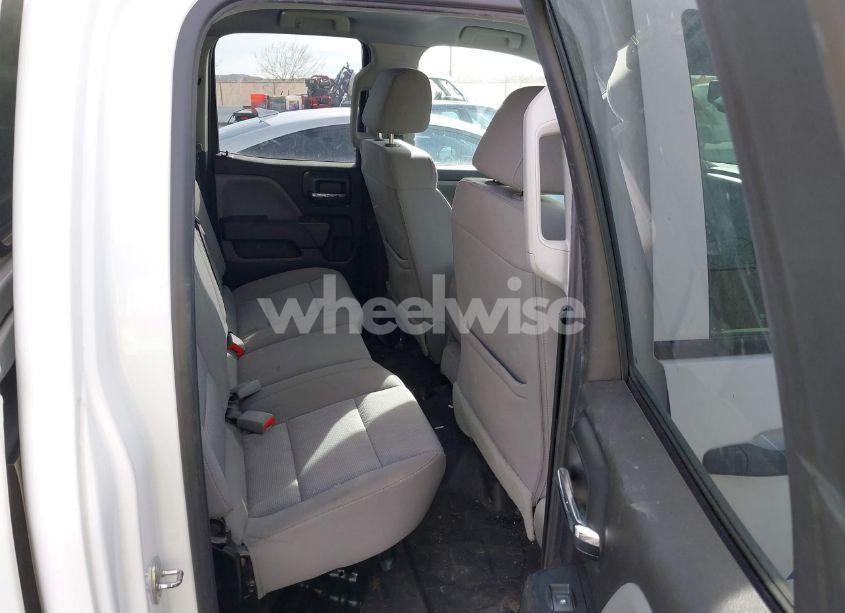 Photo 8 of 2018 Chevrolet Silverado 1500 WT (VIN 1GCRCNEC4JZ250904)