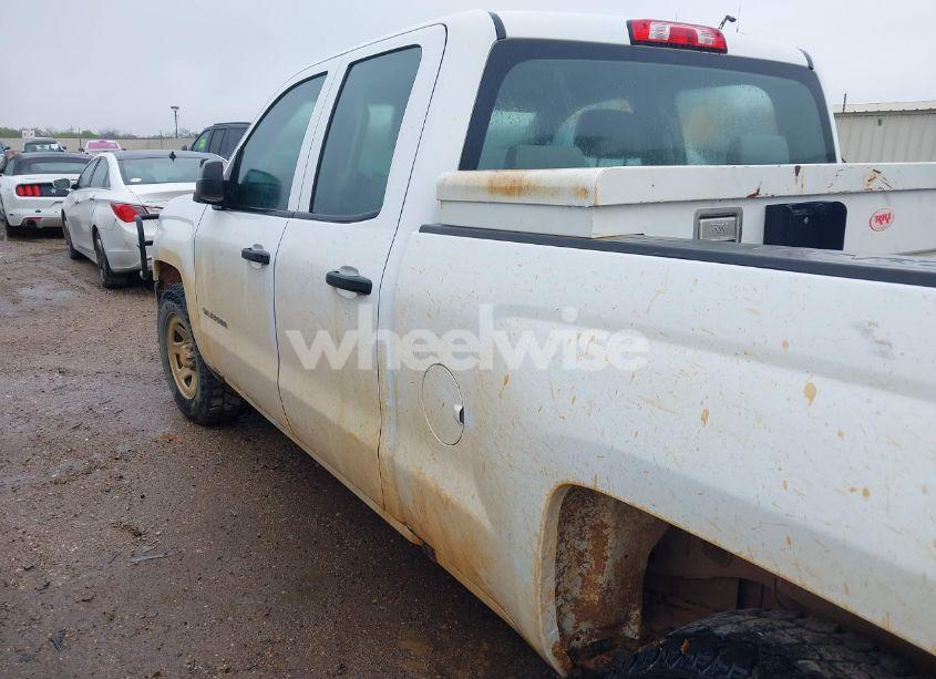 Photo 14 of 2018 Chevrolet Silverado 1500 WT (VIN 1GCRCNEC5JZ241810)