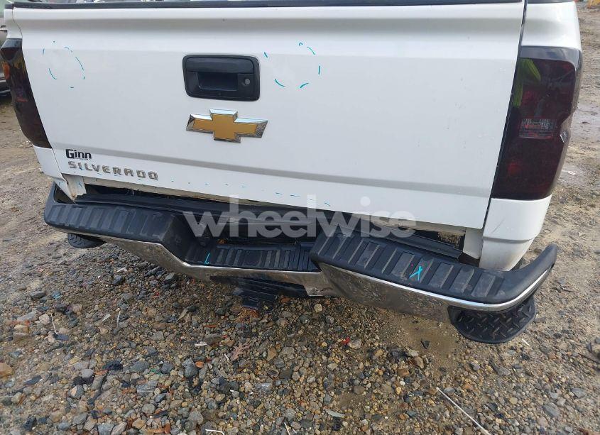 Photo 6 of 2018 Chevrolet Silverado 1500 LS (VIN 1GCRCNEC8JZ353680)