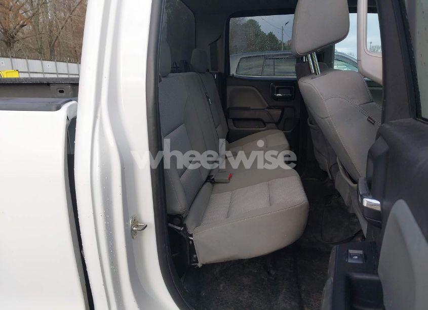 Photo 8 of 2018 Chevrolet Silverado 1500 LS (VIN 1GCRCNEC8JZ353680)