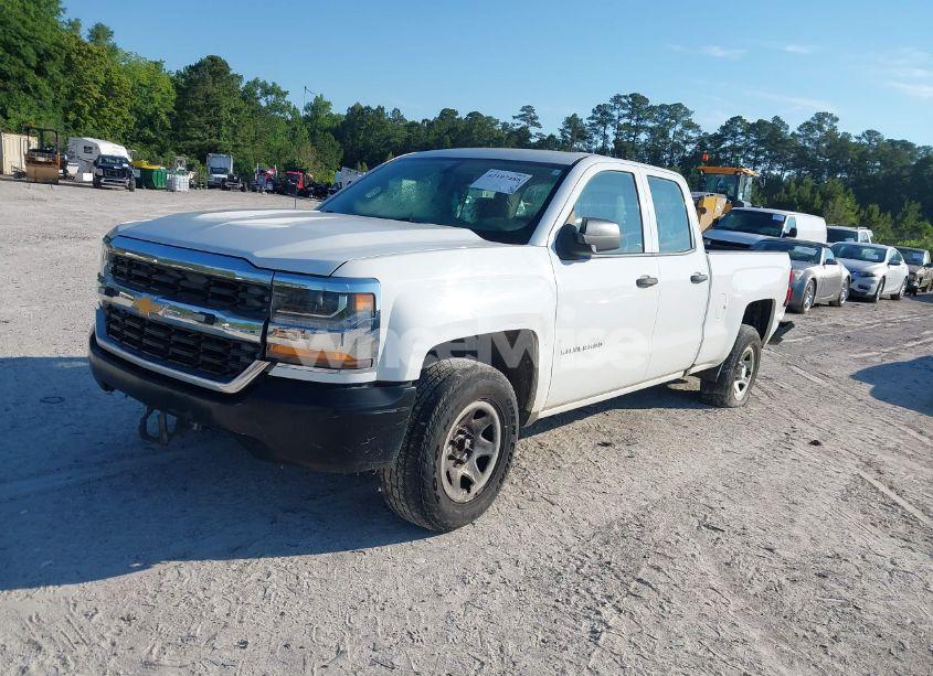 Photo 2 of 2016 Chevrolet Silverado 1500 WT (VIN 1GCRCNEH1GZ404490)