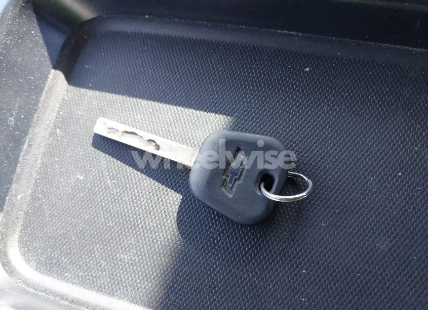 Photo 11 of 2018 Chevrolet Silverado 1500 WT (VIN 1GCRCNEH2JZ241811)