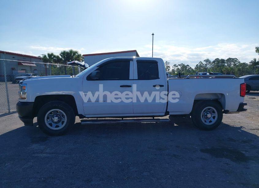 Photo 14 of 2018 Chevrolet Silverado 1500 WT (VIN 1GCRCNEH2JZ241811)