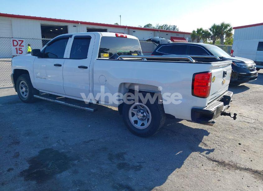 Photo 3 of 2018 Chevrolet Silverado 1500 WT (VIN 1GCRCNEH2JZ241811)
