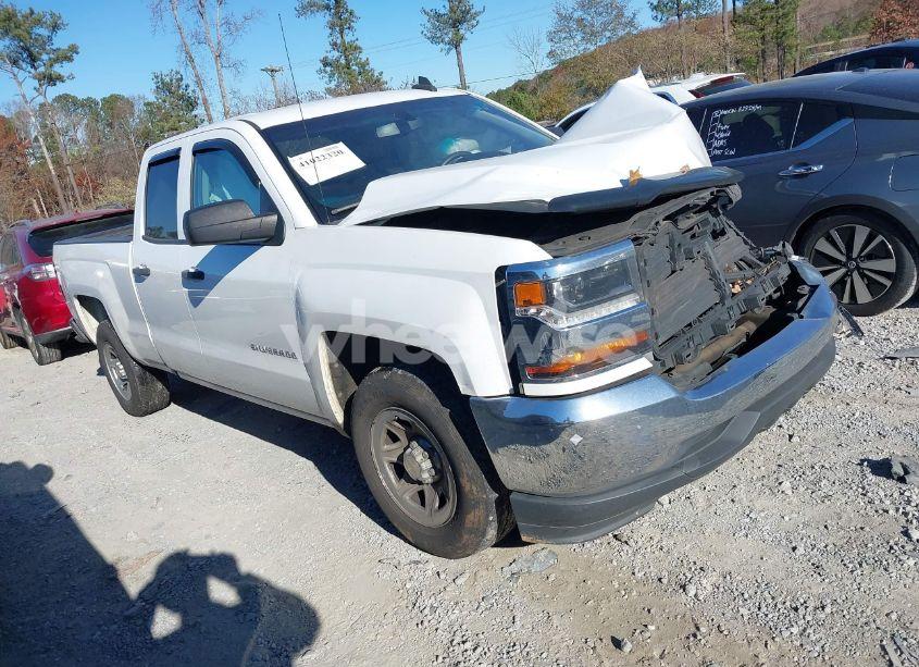 2017 Chevrolet Silverado 1500 LS (VIN 1GCRCNEH5HZ107384) main photo
