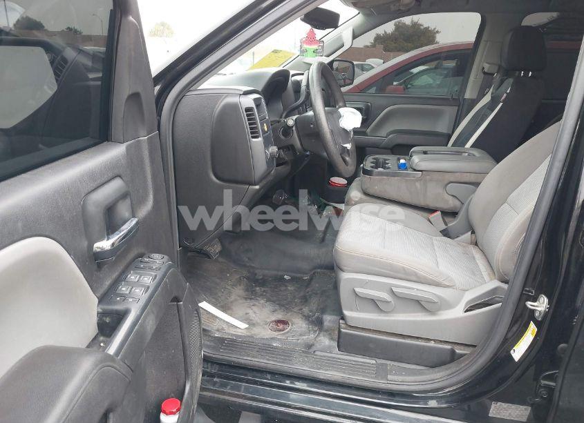 Photo 5 of 2017 Chevrolet Silverado 1500 WT (VIN 1GCRCNEH5HZ302188)