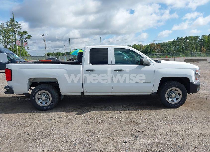Photo 13 of 2017 Chevrolet Silverado 1500 WT (VIN 1GCRCNEH5HZ302577)