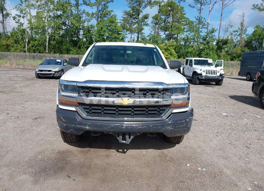 Photo 6 of 2017 Chevrolet Silverado 1500 WT (VIN 1GCRCNEH5HZ302577)