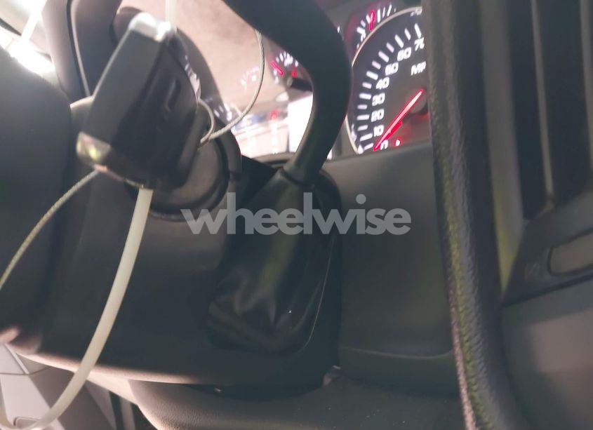 Photo 11 of 2016 Chevrolet Silverado 1500 WT (VIN 1GCRCNEH6GZ225393)