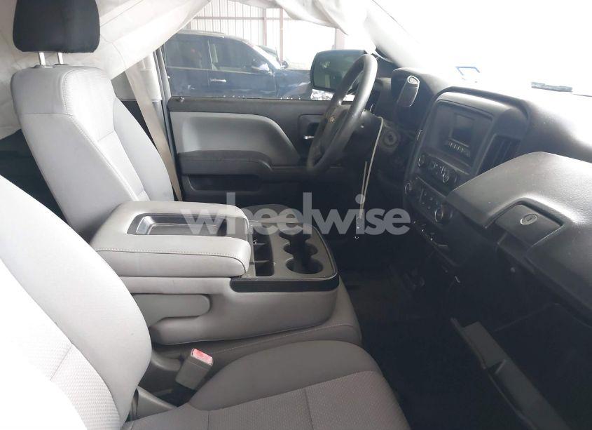 Photo 5 of 2016 Chevrolet Silverado 1500 WT (VIN 1GCRCNEH6GZ225393)