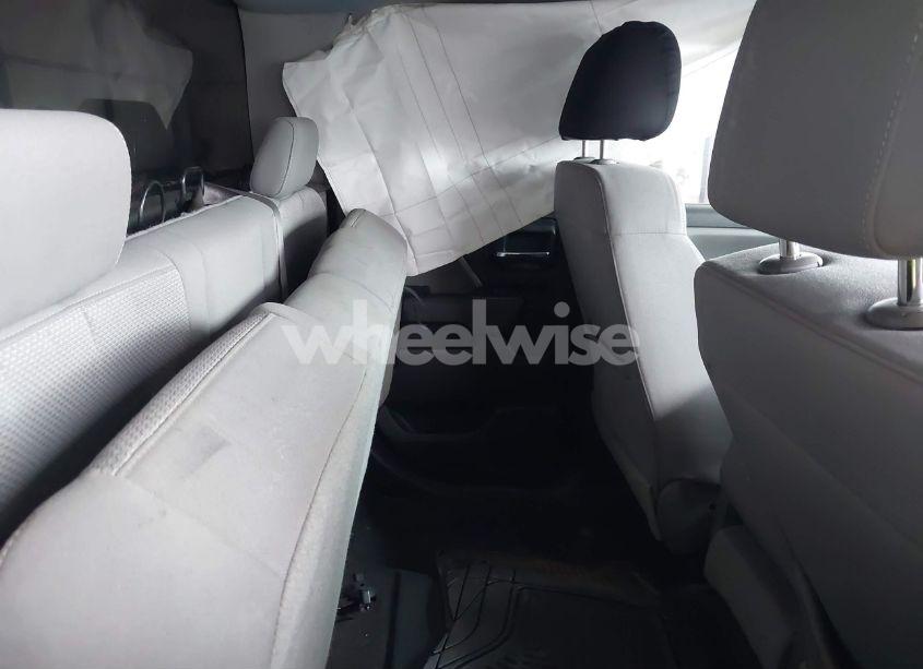 Photo 8 of 2016 Chevrolet Silverado 1500 WT (VIN 1GCRCNEH6GZ225393)