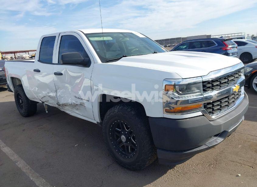 2016 Chevrolet Silverado 1500 WT (VIN 1GCRCNEH7GZ204813) main photo