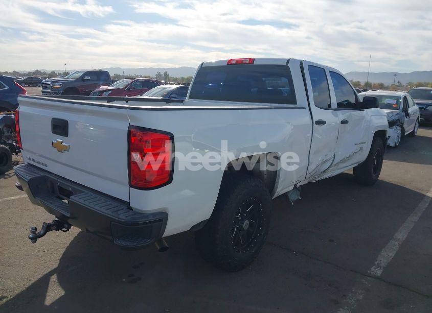 Photo 4 of 2016 Chevrolet Silverado 1500 WT (VIN 1GCRCNEH7GZ204813)