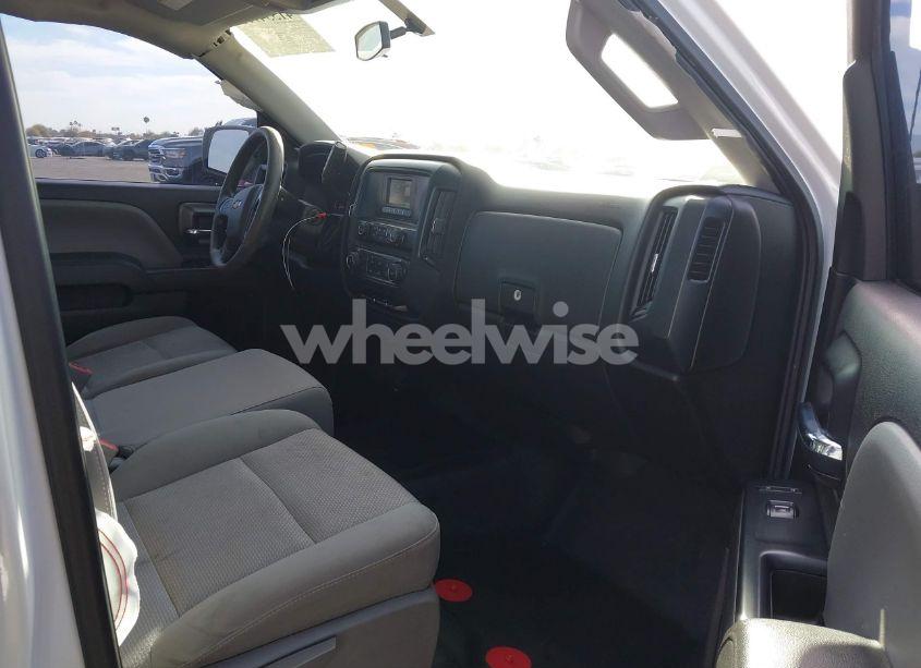 Photo 5 of 2016 Chevrolet Silverado 1500 WT (VIN 1GCRCNEH7GZ204813)