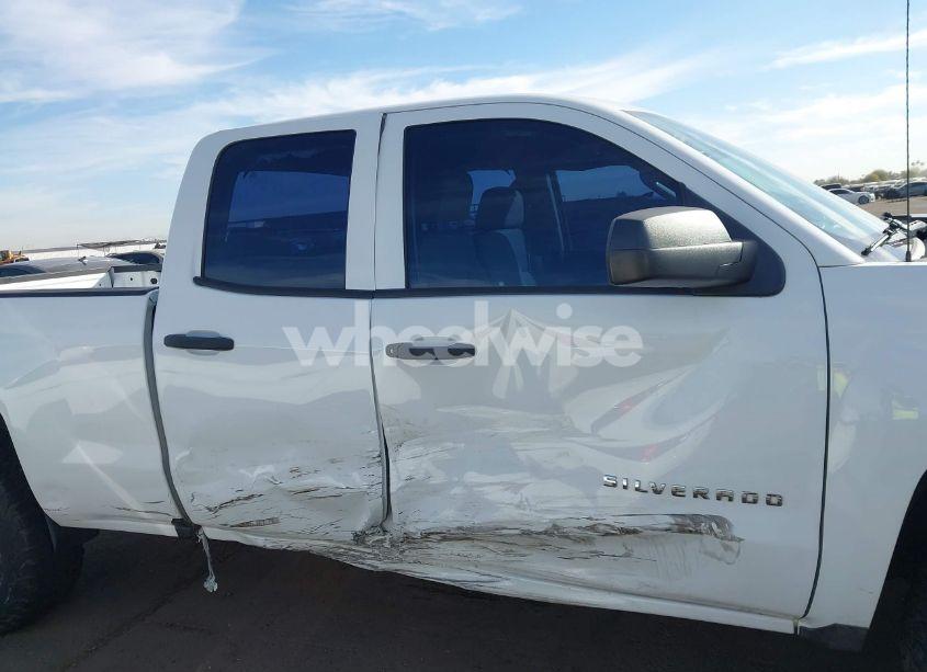 Photo 6 of 2016 Chevrolet Silverado 1500 WT (VIN 1GCRCNEH7GZ204813)