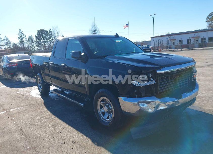 2017 Chevrolet Silverado 1500 LS (VIN 1GCRCNEH8HZ104544) main photo